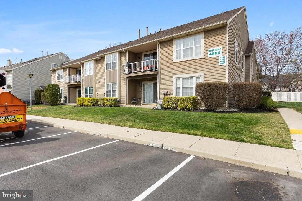 Photo of 4802 ADELAIDE DRIVE