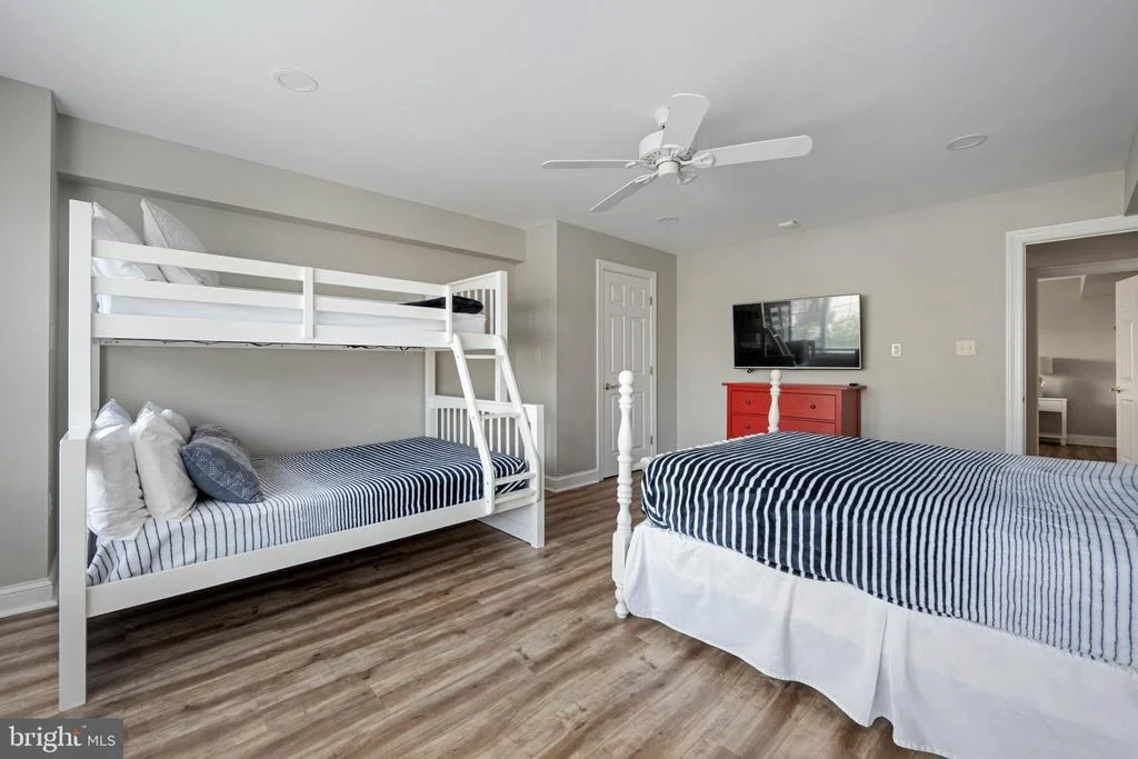 Photo of 142 HENLOPEN SHORES CIRCLE