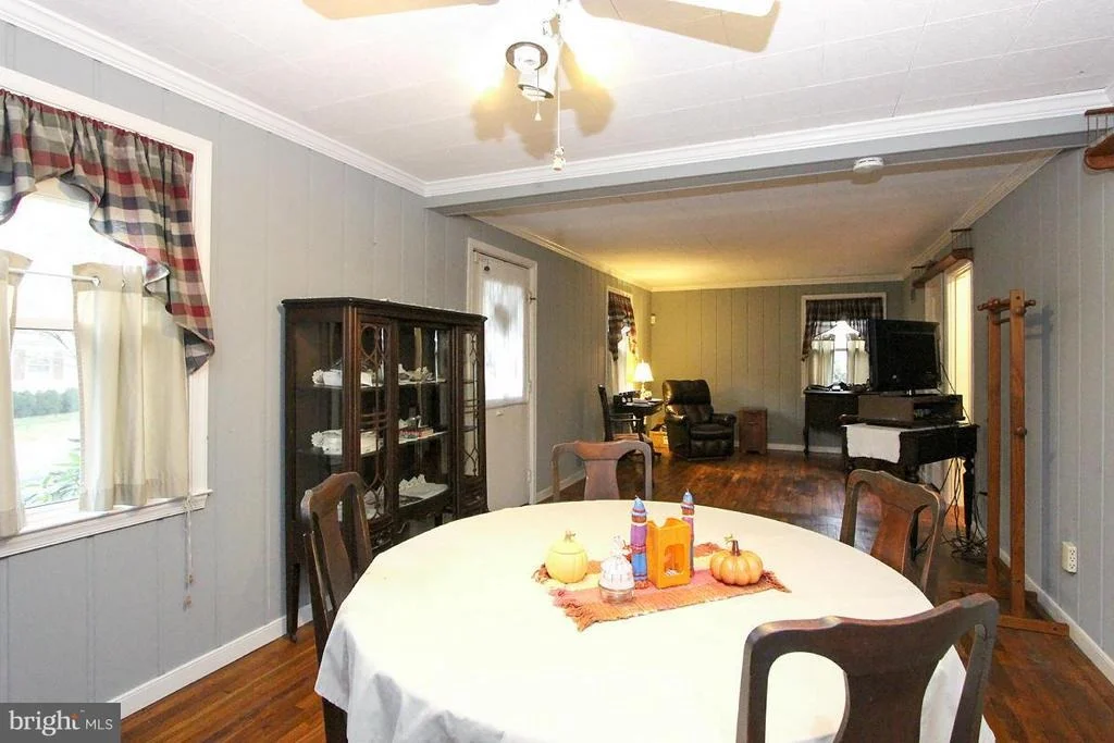 Photo of 2804 NEWTON STREET