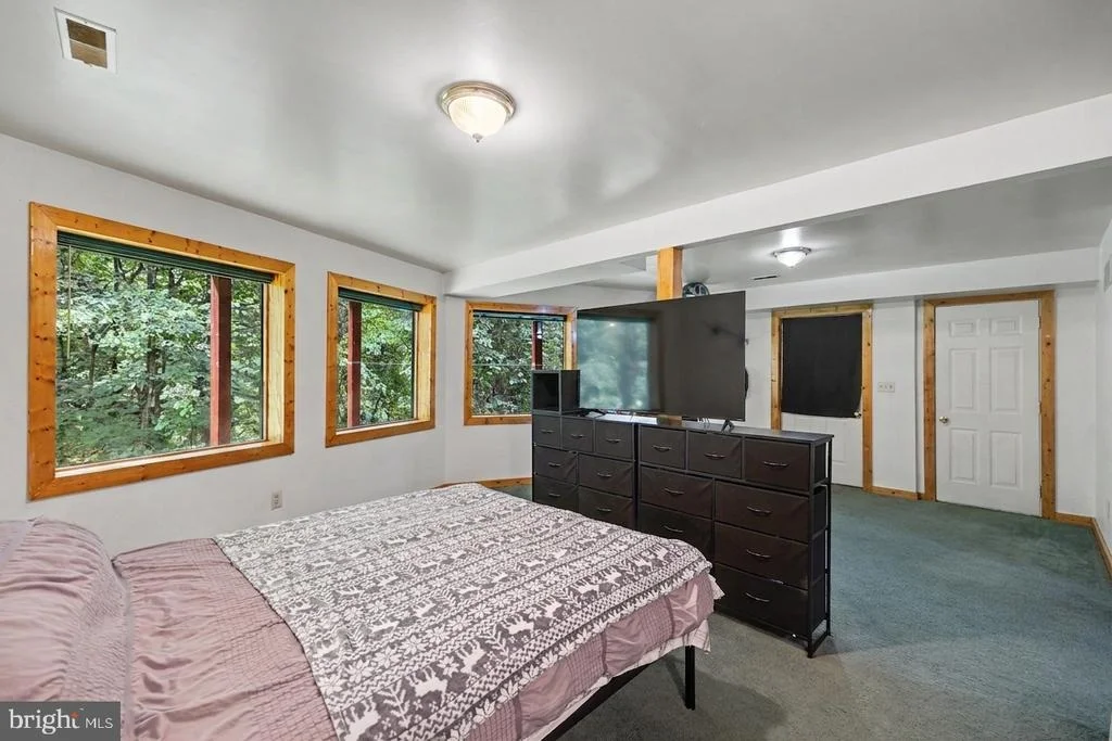 Photo of 186 HIGH KNOB ROAD