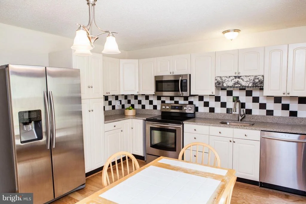 Photo of 5608 THUNDER HILL ROAD