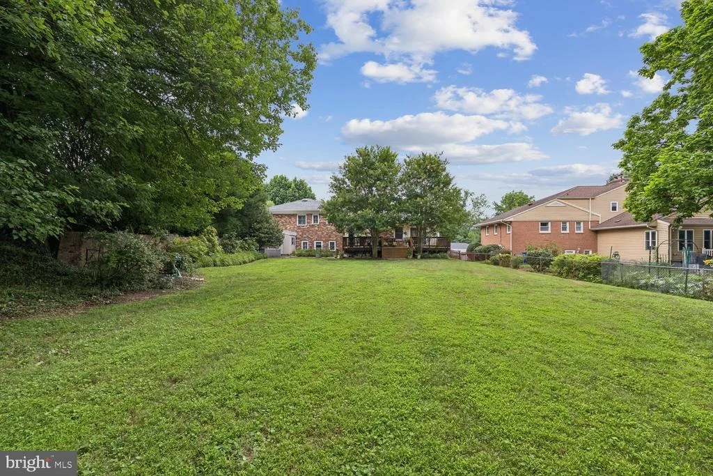 Photo of 1121 TANLEY ROAD