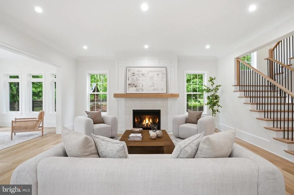 Photo of 1142 CAMERON ROAD