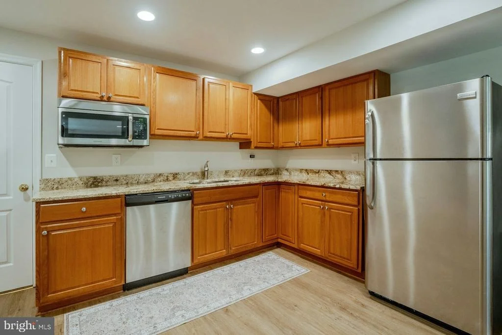 Photo of 17301 ROUNDMONT PLACE