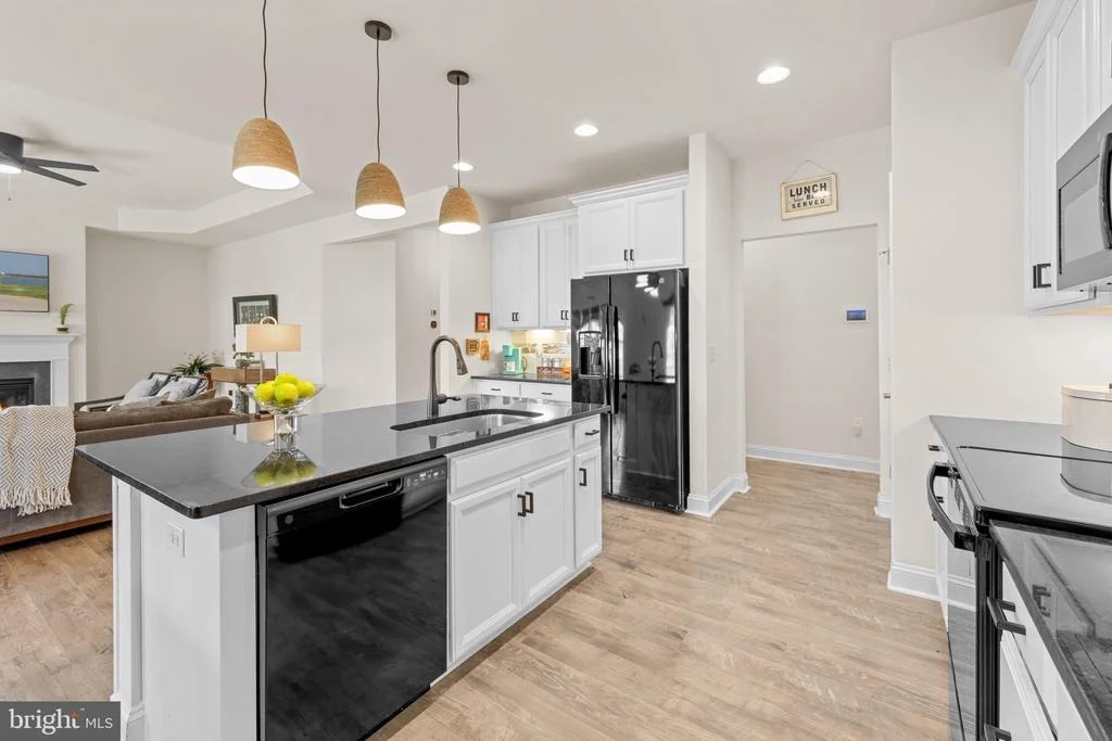 Photo of 26133 BEACON DRIVE