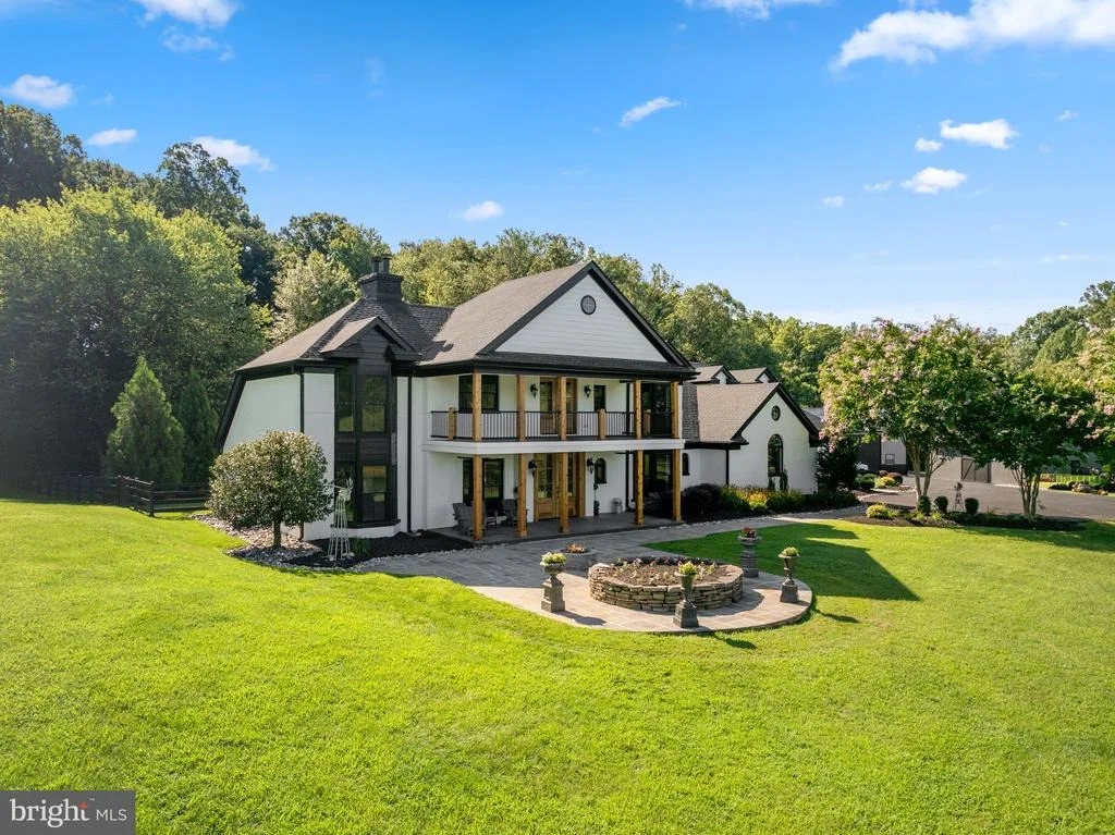 Photo of 19427 ROLLING HILLS DRIVE