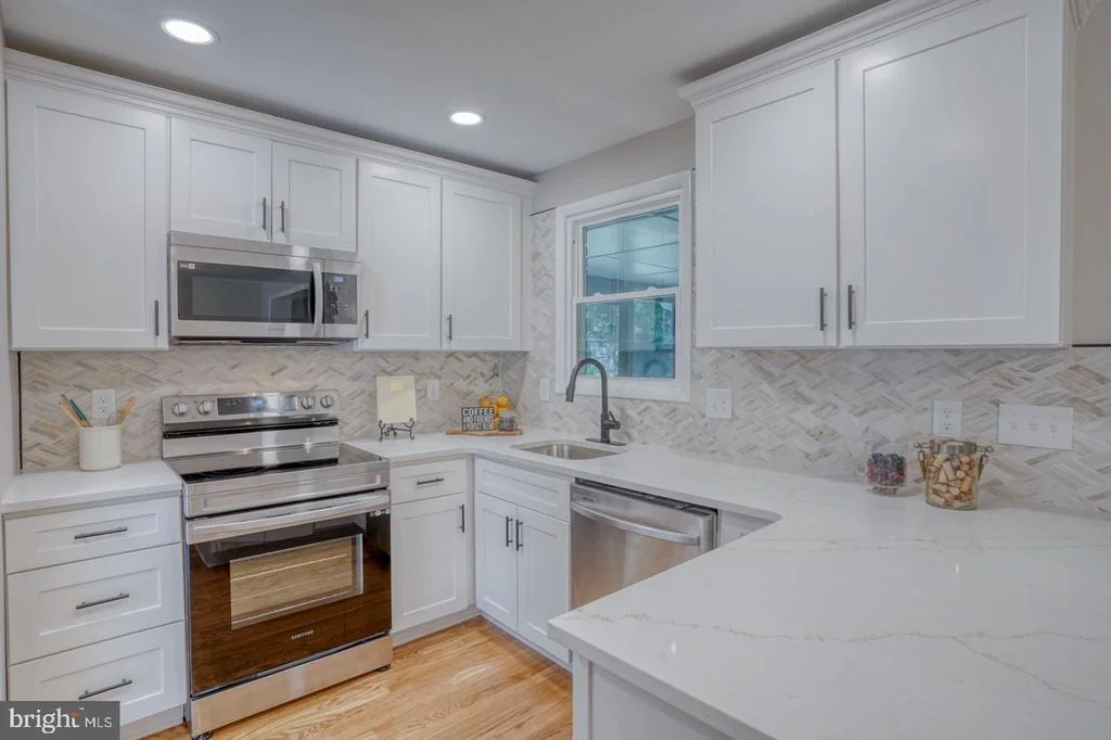 Photo of 1207 CRESTOVER ROAD
