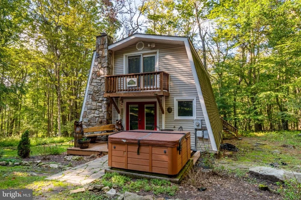 Photo of 80 N RIDGE ROAD