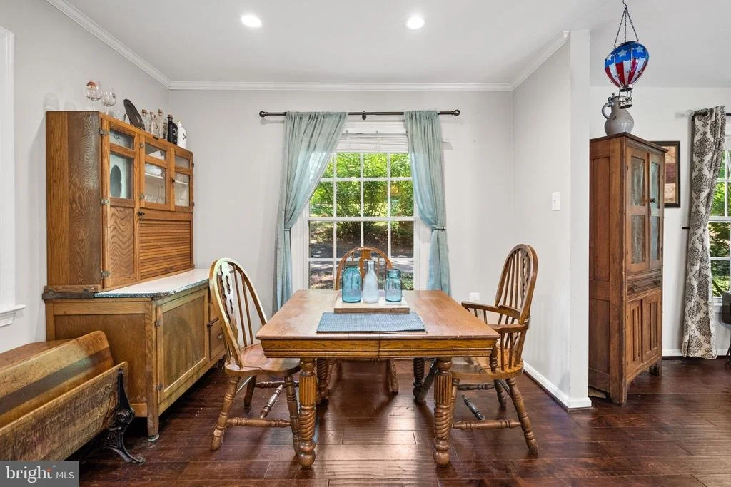 Photo of 7281 FORREST ROAD