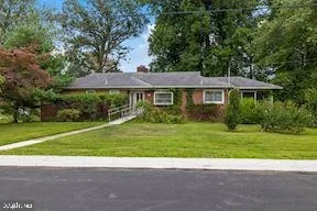Photo of 321 SOUTHWEST DRIVE