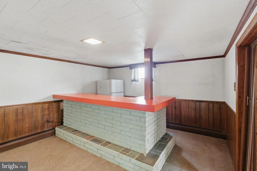 Photo of 5893 AMBAU ROAD