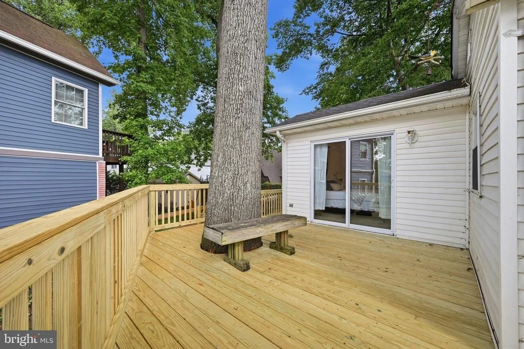 Photo of 1815 GLENARM ROAD