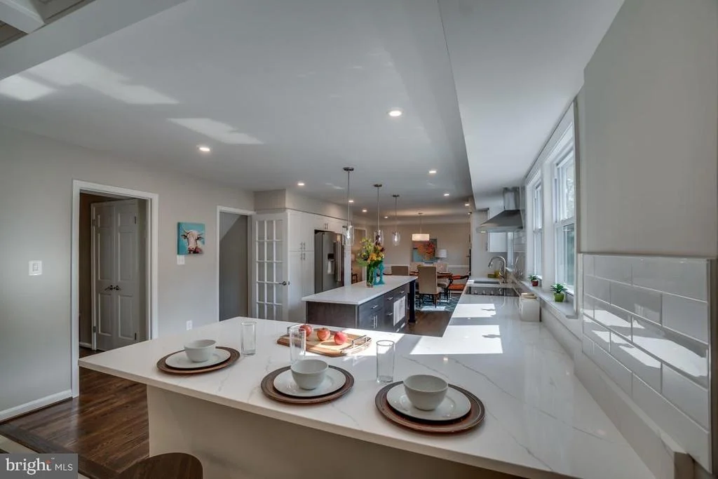 Photo of 913 SADDLEBACK COURT