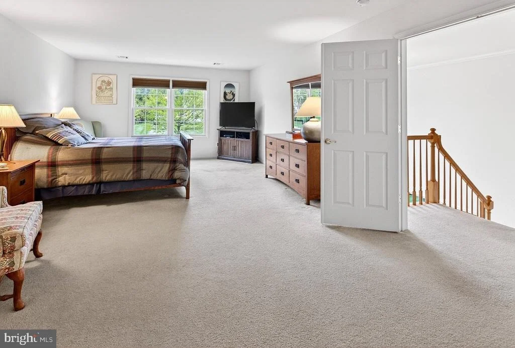 Photo of 77 HEMLOCK DRIVE