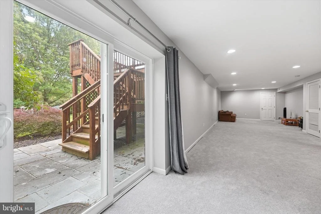 Photo of 2402 SHAKER LANE