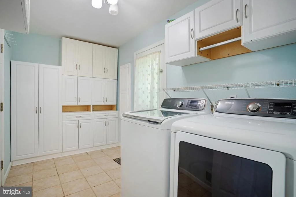 Photo of 20 OCEAN BOULEVARD