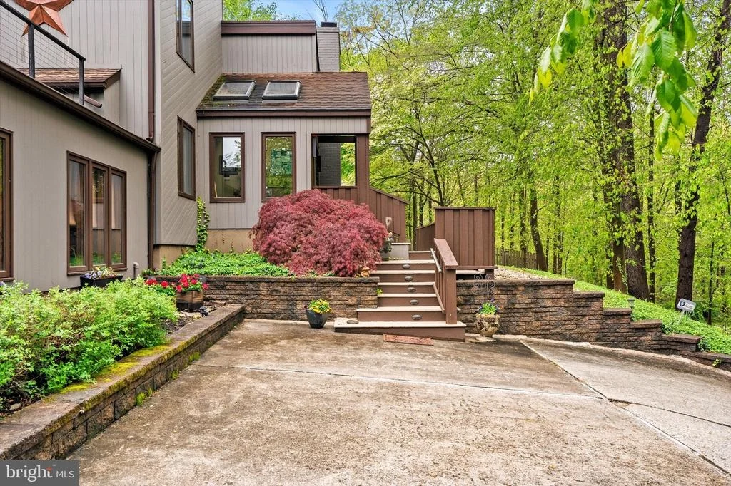 Photo of 621 HANOVER DRIVE