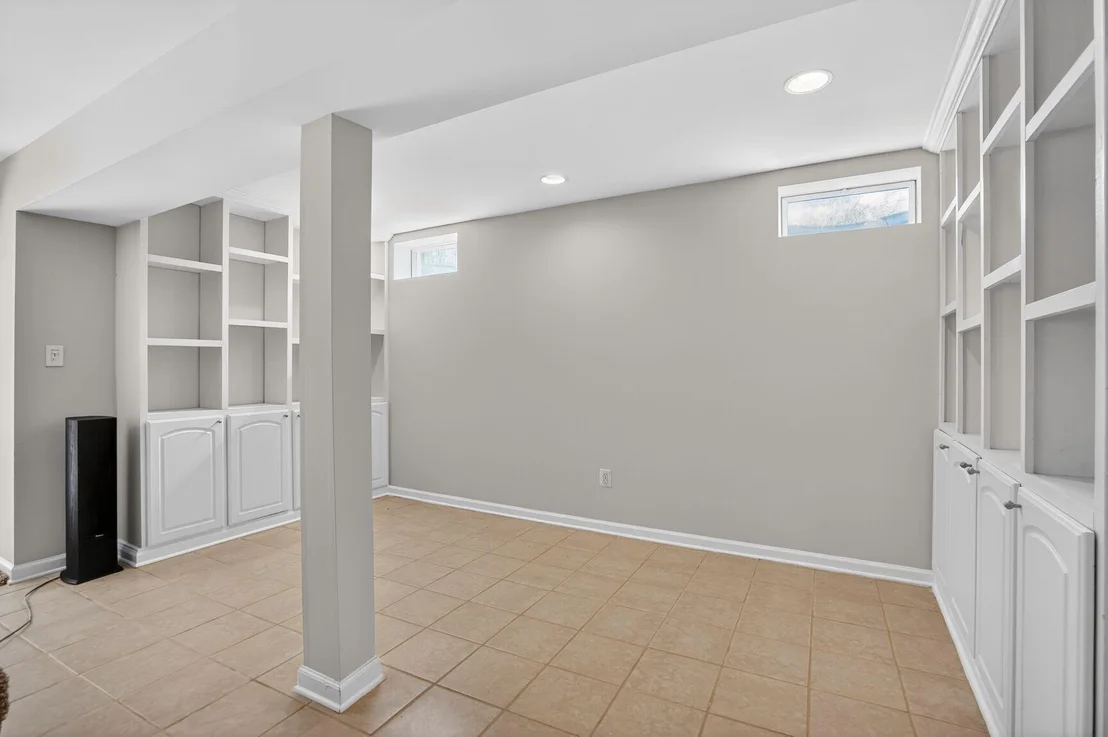Photo of 25845 SPRING FARM CIRCLE