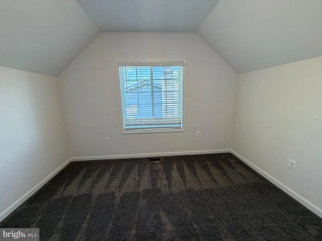 Photo of 7905 CHALICE ROAD