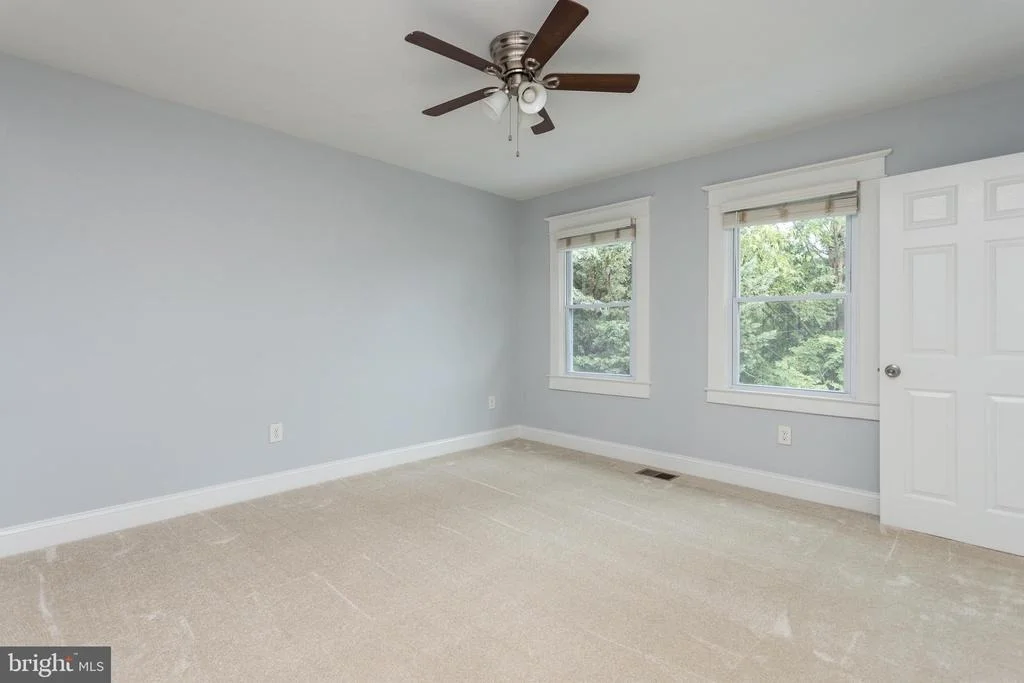 Photo of 5316 ELSRODE AVENUE