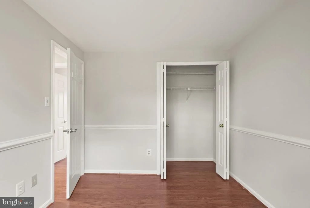 Photo of 2592 JOHN MILTON DRIVE