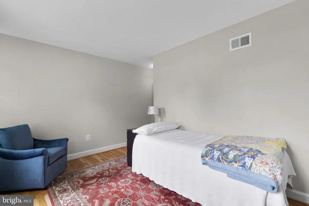 Photo of 3809 KING WILLIAM DRIVE