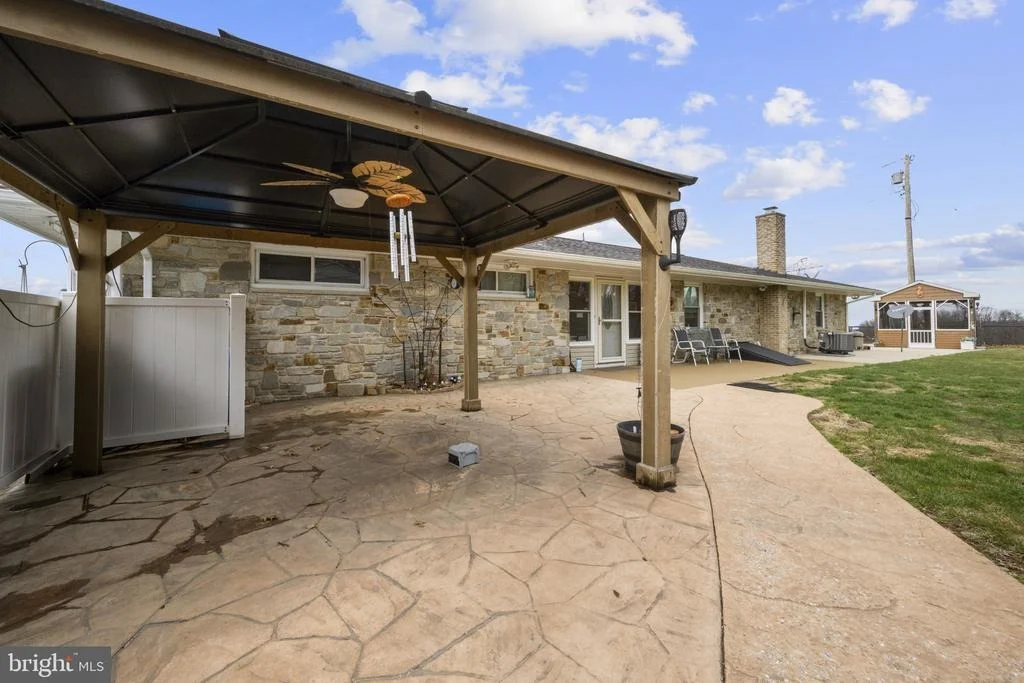 Photo of 5111 HANOVER PIKE