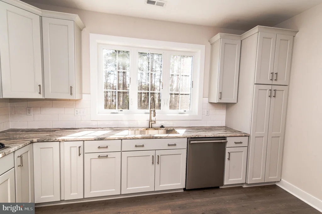Photo of 404 SALT POND ROAD