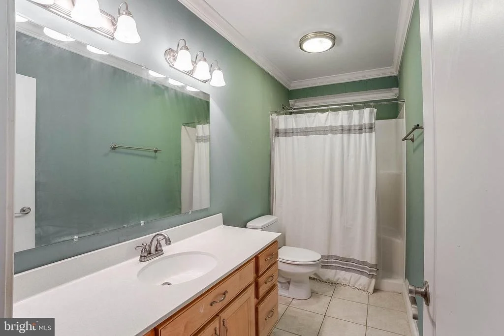 Photo of 33015 FOREST KNOLL DRIVE