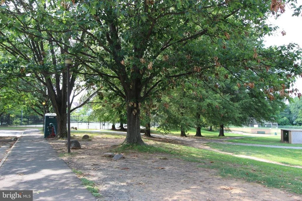 Photo of 1626 LINWAY PARK DRIVE