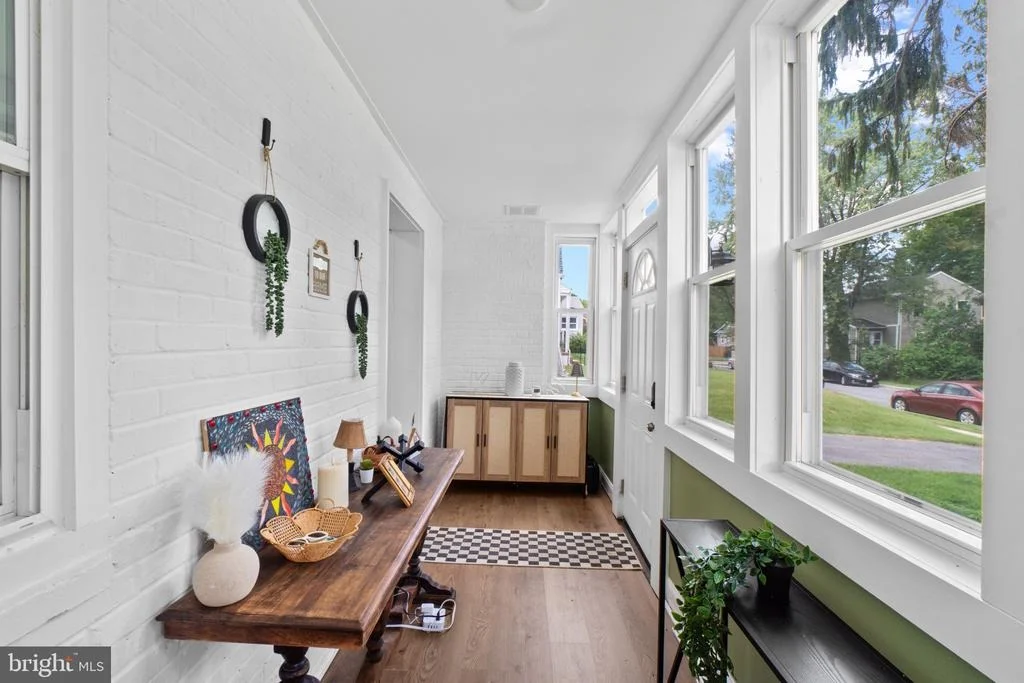 Photo of 610 MEADOW ROAD