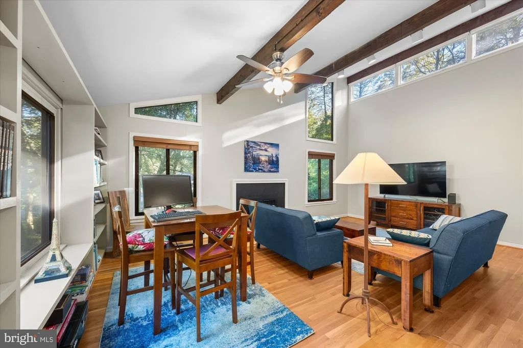 Photo of 6952 DUNCRAIG COURT
