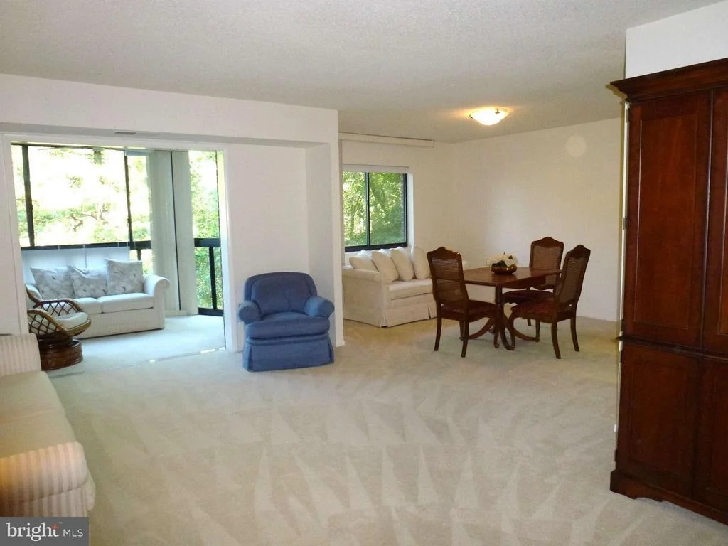 Photo of Unit 3616 at 15115 INTERLACHEN DRIVE