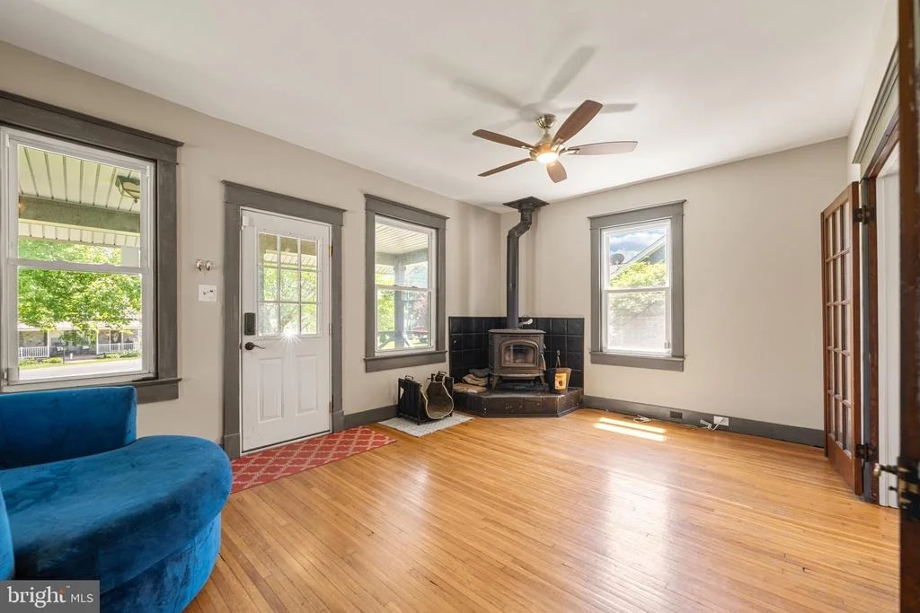 Photo of 27412 RIDGE ROAD