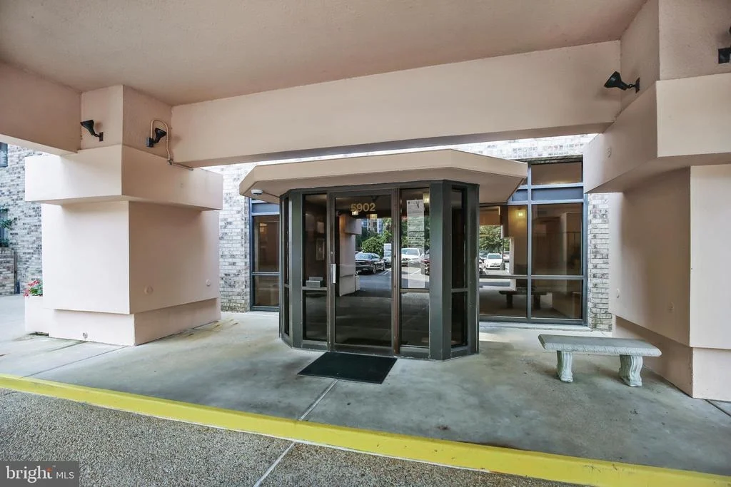 Photo of Unit 310 at 5902 MOUNT EAGLE DRIVE