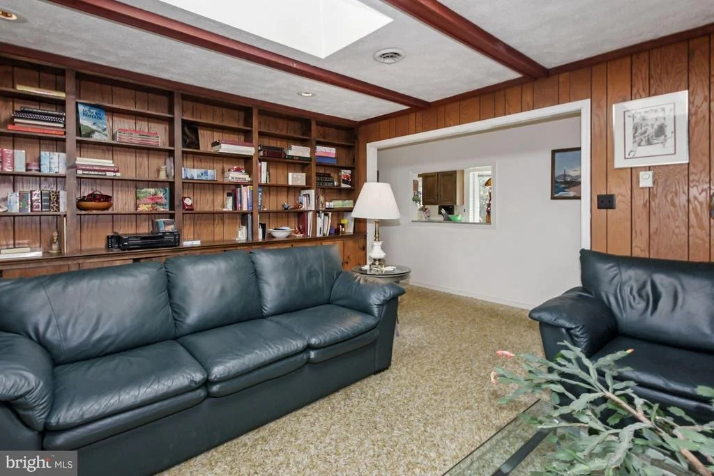 Photo of 17335 DONORA ROAD