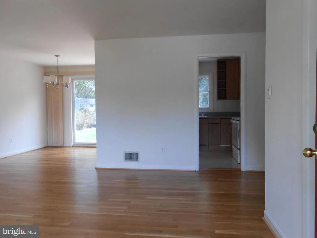 Photo of 3526 OLYMPIC STREET