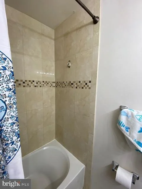 Photo of 8564 SPRINGFIELD OAKS DRIVE