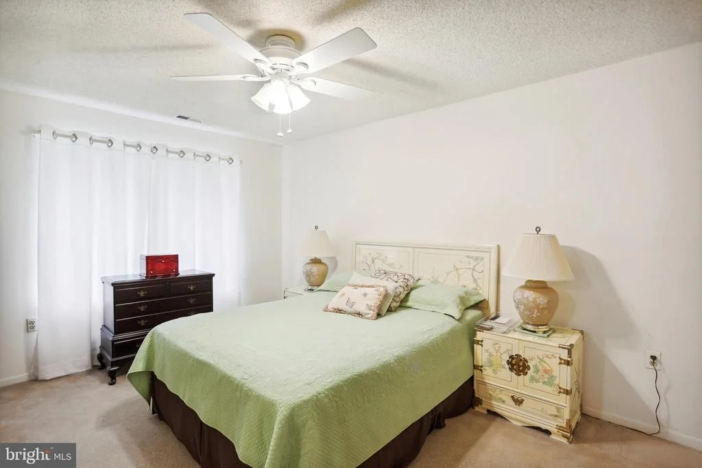 Photo of Unit 833D at 15320 PINE ORCHARD DRIVE