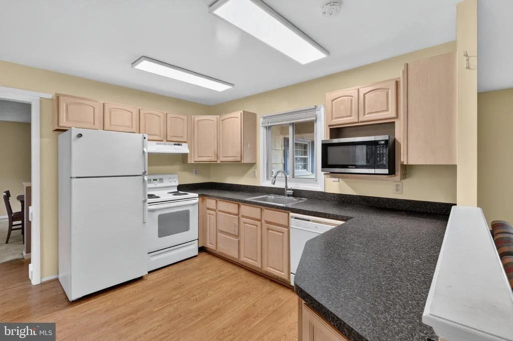 Photo of 2220 HALLOW LANE