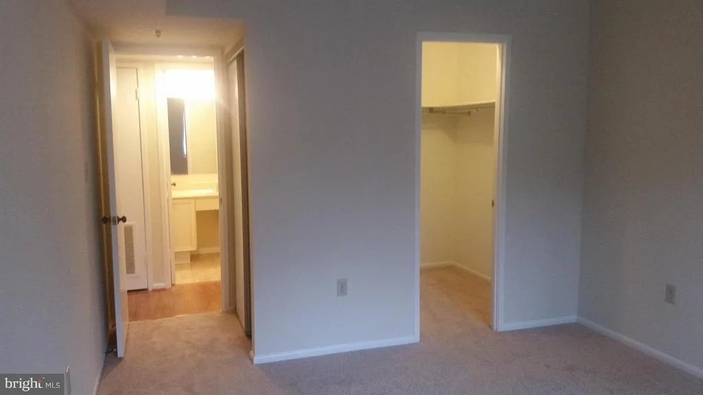 Photo of Unit 4416 at 15100 INTERLACHEN DRIVE