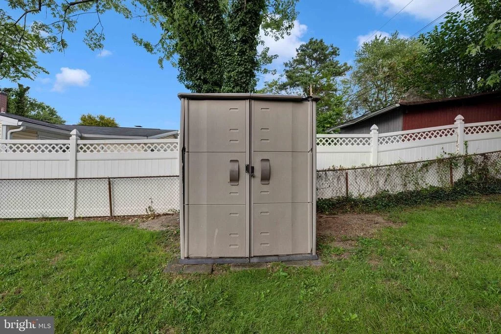 Photo of 1016 HARRISON DRIVE