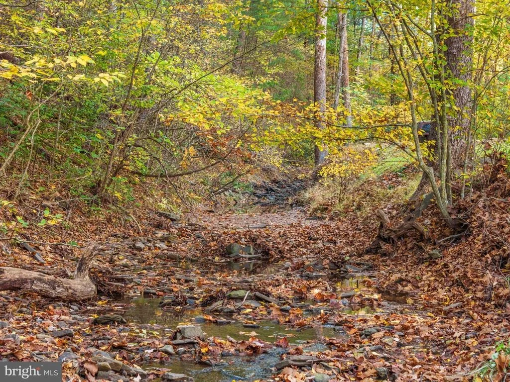 Photo of 322 HOLLOW ROAD
