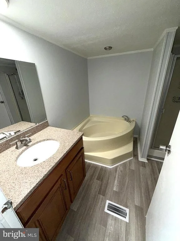 Photo of 481 KEITH ROAD