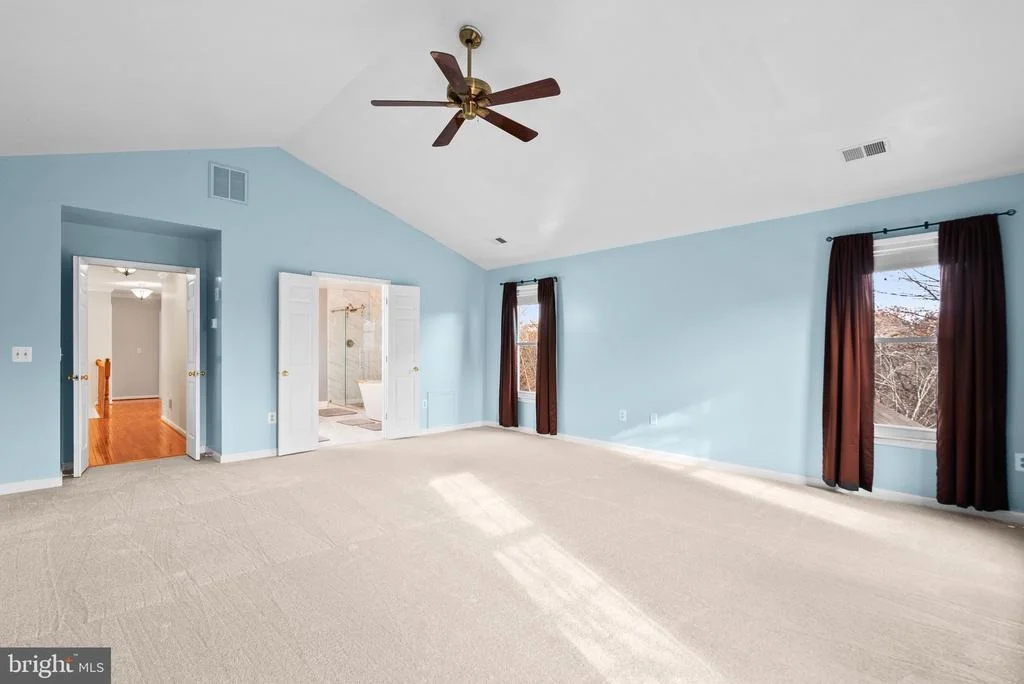 Photo of 9716 HUNTMASTER ROAD