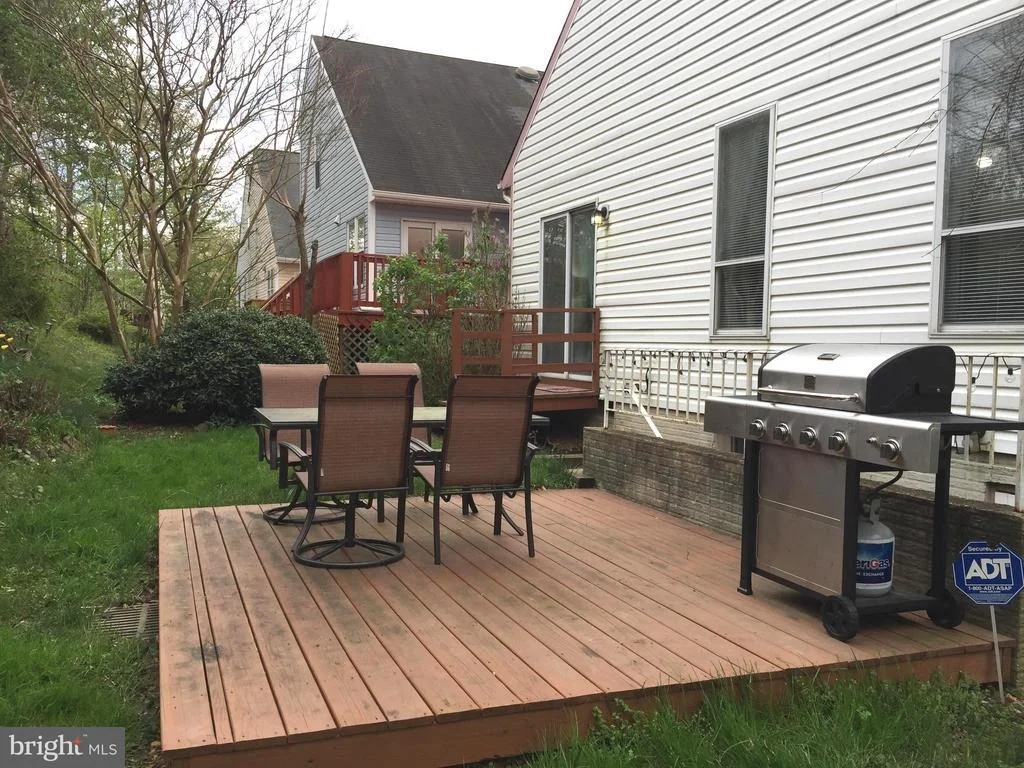 Photo of 7233 CARRIAGE HILL DRIVE