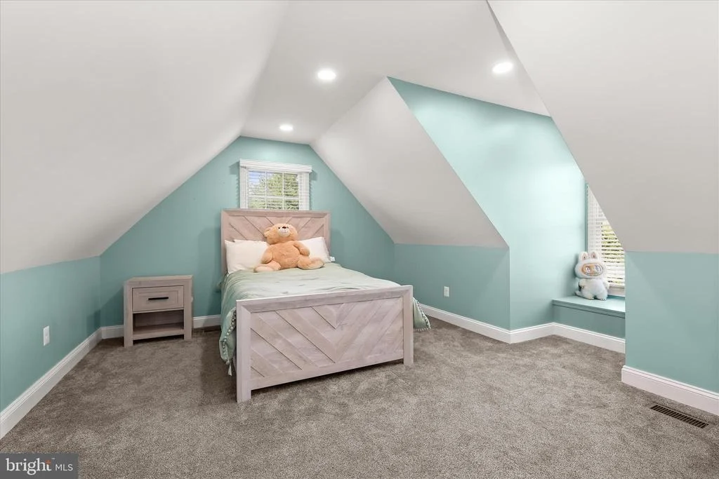 Photo of 3003 SHEFFIELD COURT