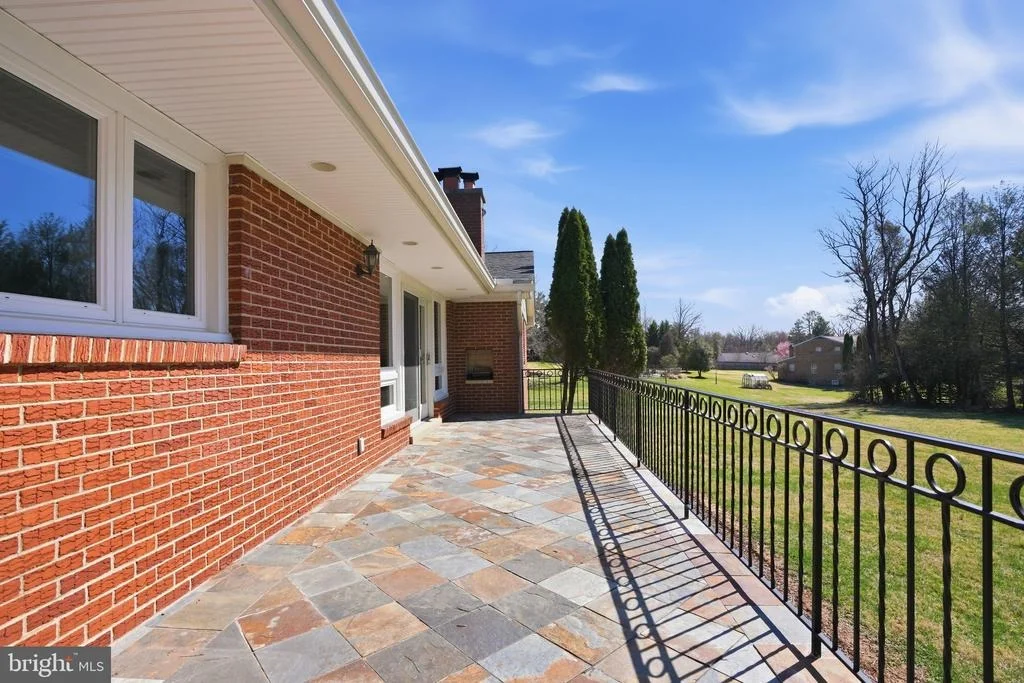 Photo of 1800 GAYFIELDS DRIVE