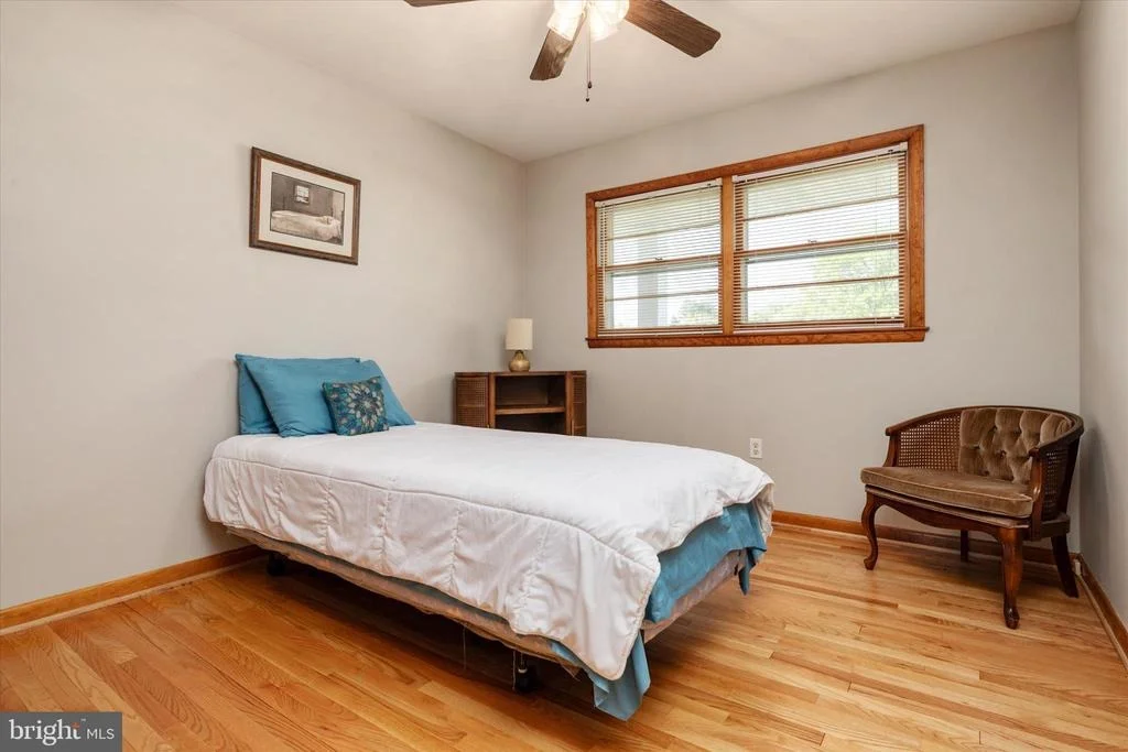 Photo of 716 FLINTLOCK DRIVE