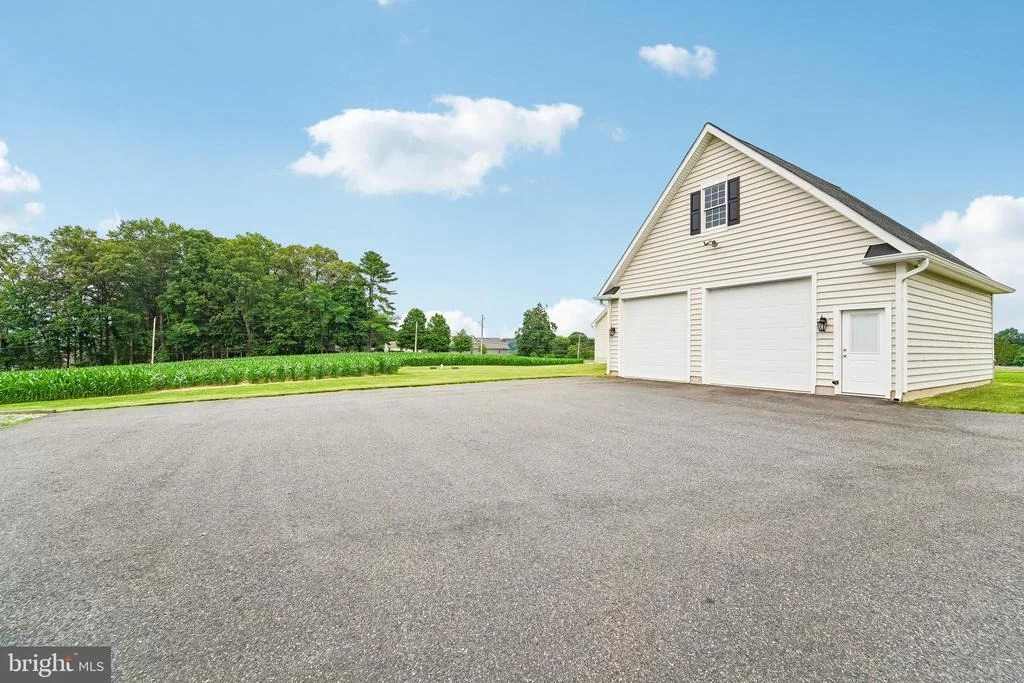 Photo of 1250 HEAPS ROAD
